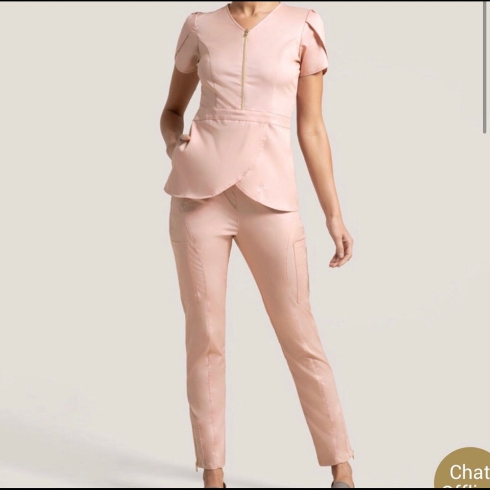 Blush Jaanuu scrub set